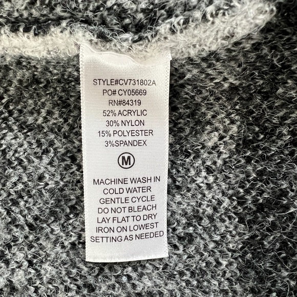 Cyrus Cardigan - Picture 3 of 3